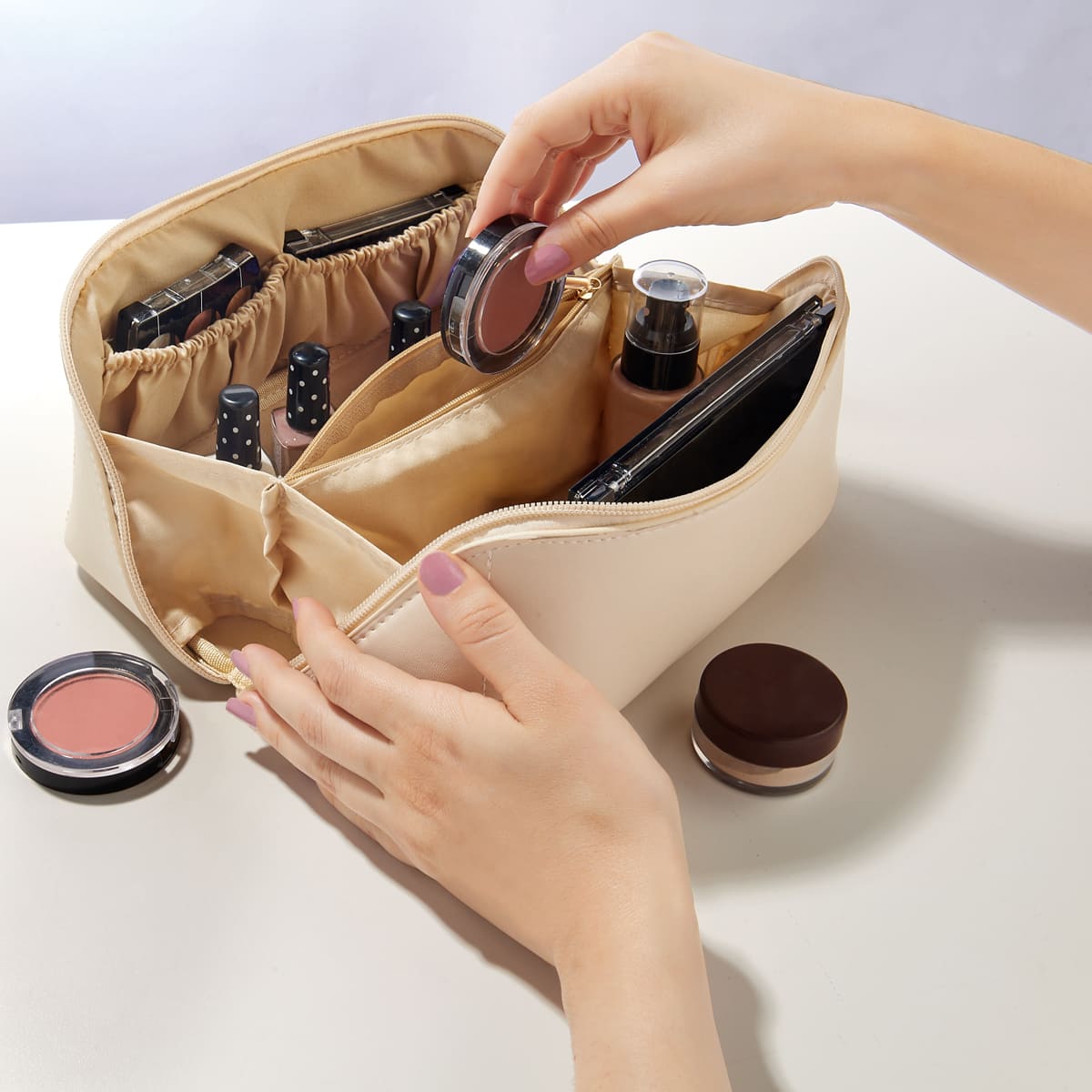 COSMETIQUERA TURA - BEIGE