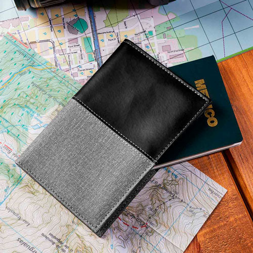 PORTA PASAPORTE BROOME - NEGRO