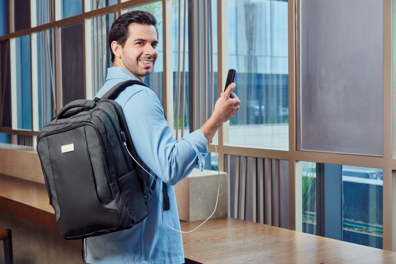MOCHILA ATENA - NEGRO