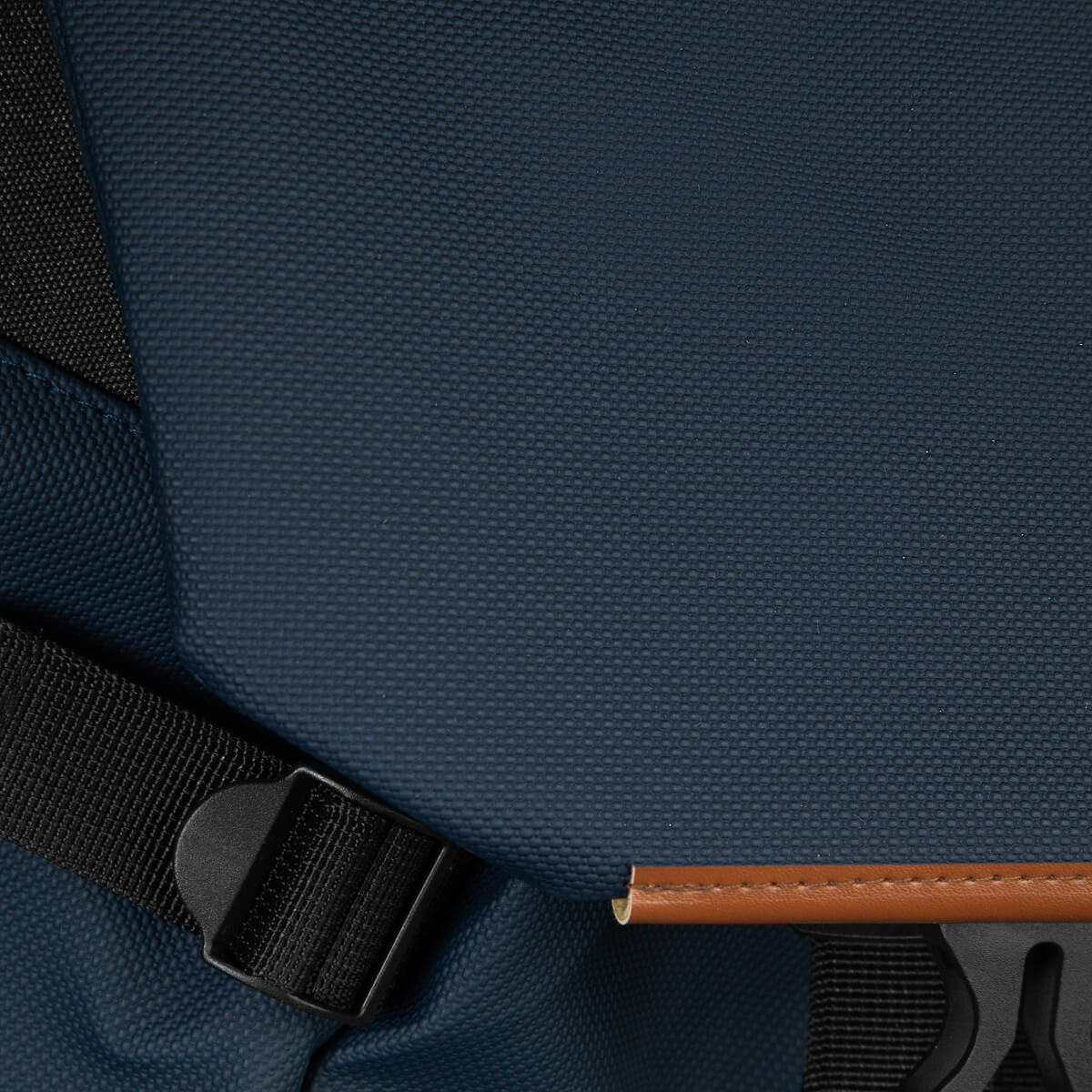 MOCHILA IKER - AZUL MARINO