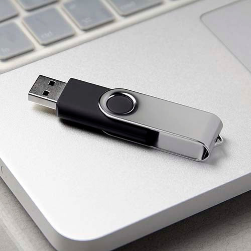 USB SELWIN 16 GB - NEGRO