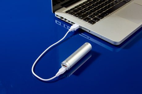 POWER BANK DESNA - PLATA