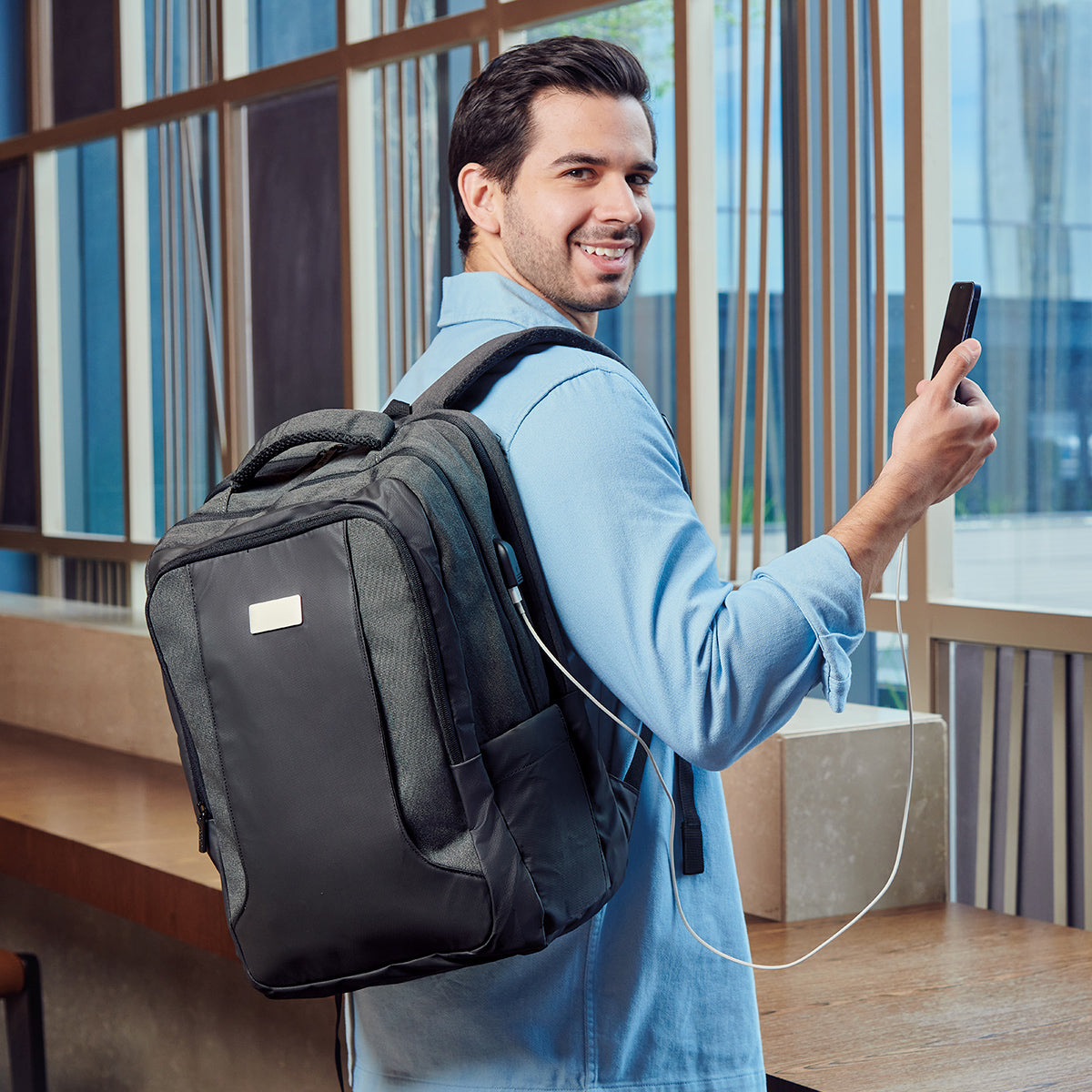 MOCHILA ATENA - NEGRO